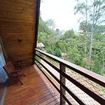 Chale Capivari Esmeralda
