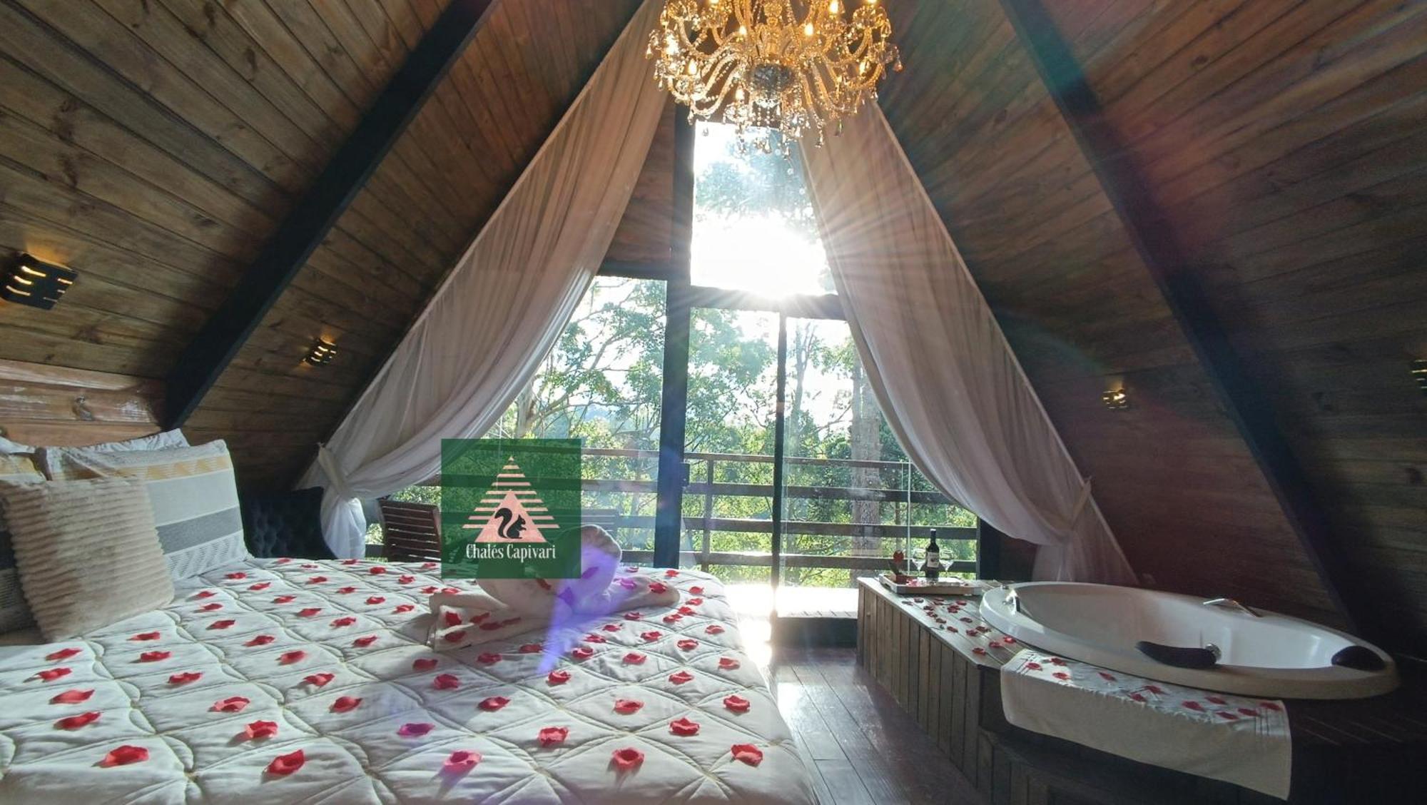 Tenda de luxo Chale Capivari Esmeralda Campos do Jordão
