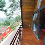 Chale Capivari Esmeralda