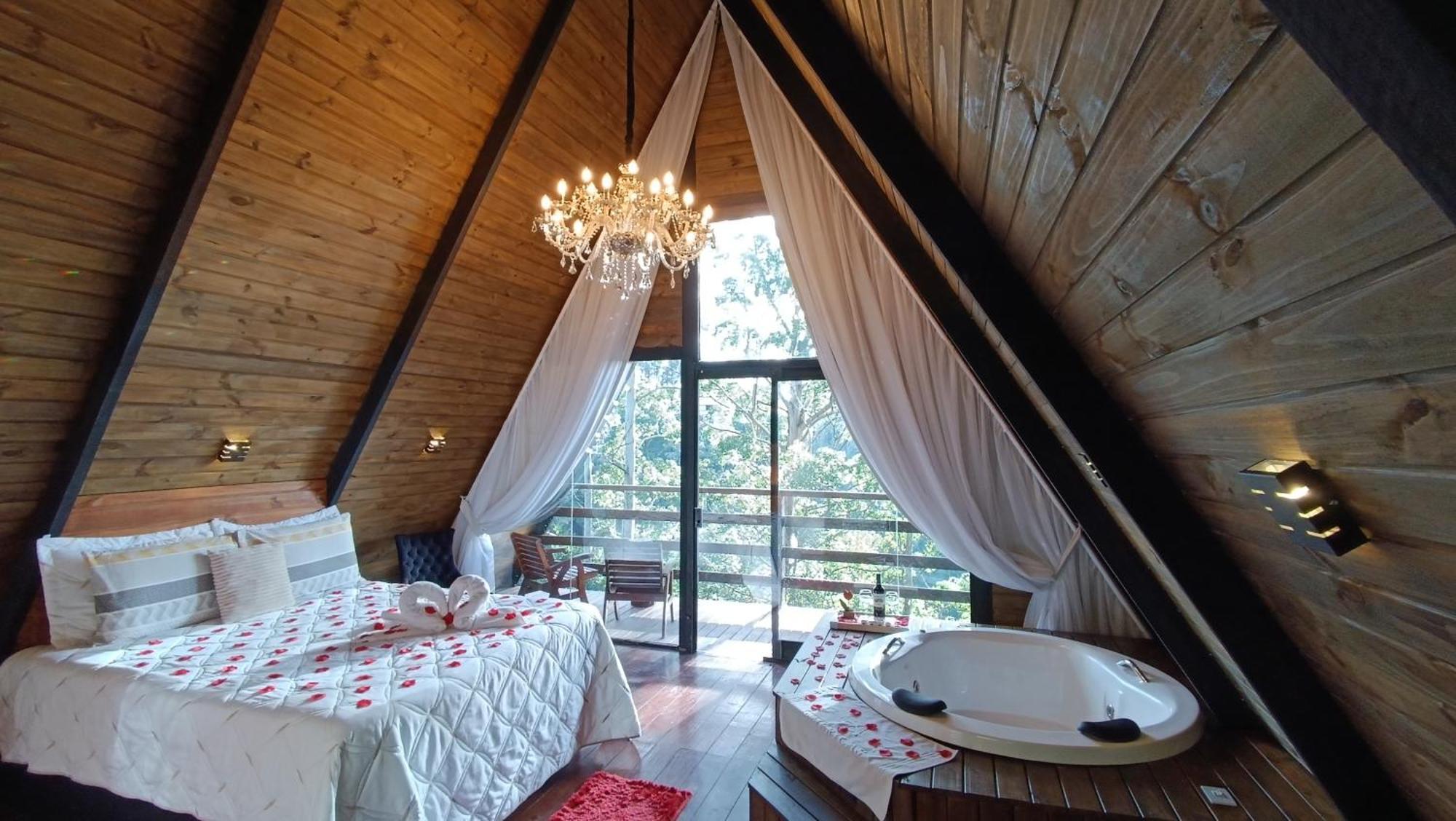 Tenda de luxo Chale Capivari Esmeralda *